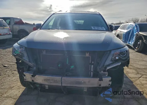 2019 Nissan Pathfinder S z USA, uszkodzony, nr VIN 5N1DR2MM1KC636505